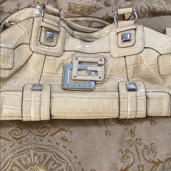 guess cream bag
